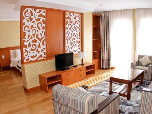 Hoa Binh Rach Gia Resort Bagian luar foto